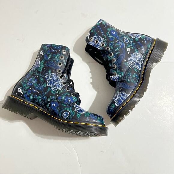 Dr. Martens 1460 PASCAL WOMEN'S MYSTIC FLORAL LACE UP BOOTS - Picture 13 of 16